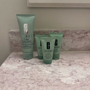 BRAND NEW UNUSED Clinique 7 Day Scrub Cream Bundle
